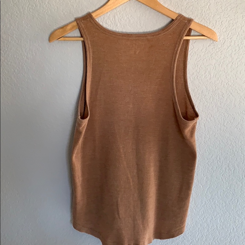 Top - Picture 2 of 4